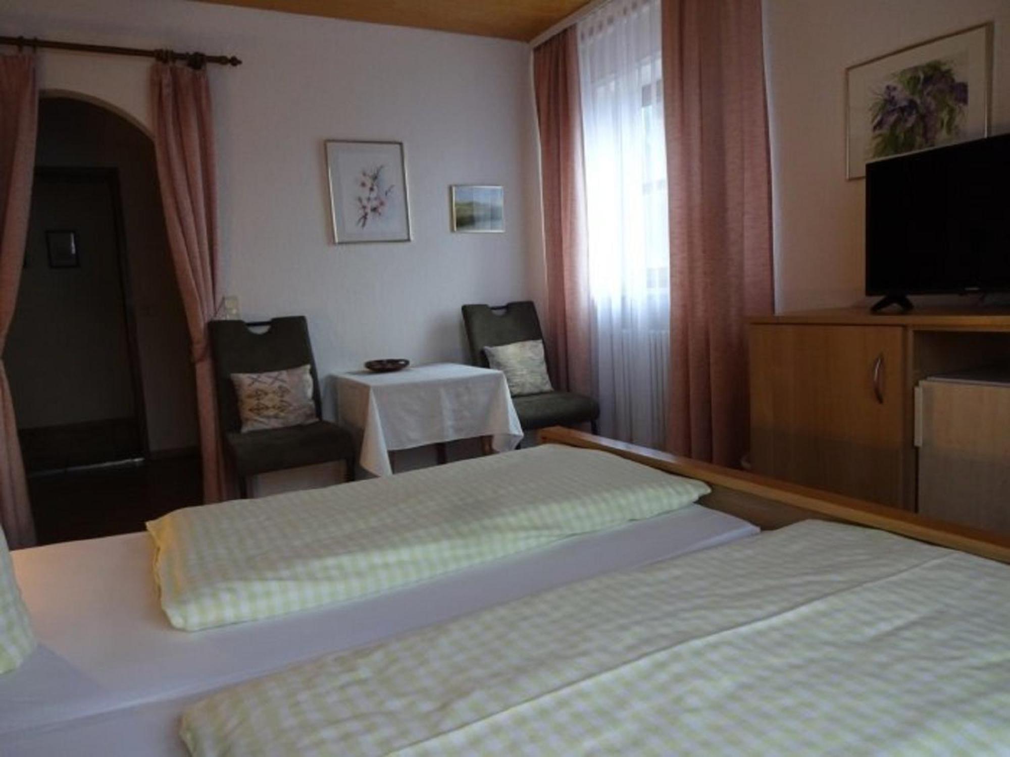 Gaestehaus Boeck In Apartamento Roßhaupten